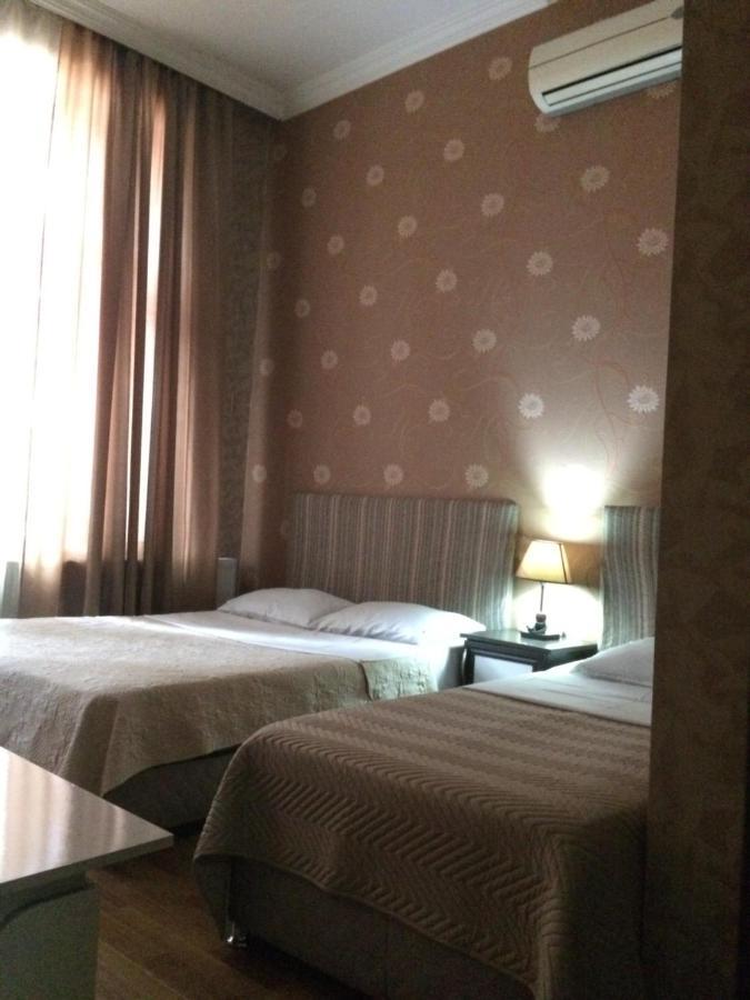 Hotel Albatros 바투미 외부 사진