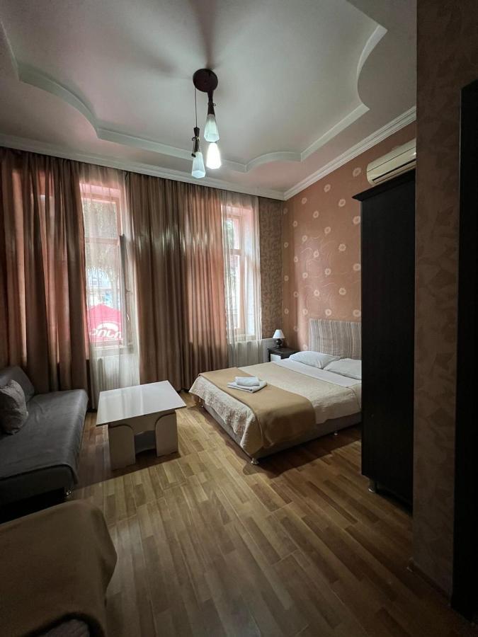 Hotel Albatros 바투미 외부 사진